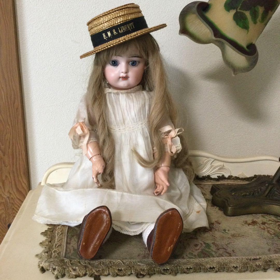 ゴーチェビスクドール　キャビネットサイズの子