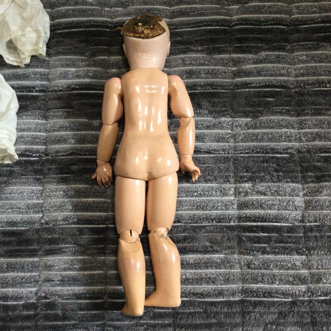 ゴーチェビスクドール　キャビネットサイズの子