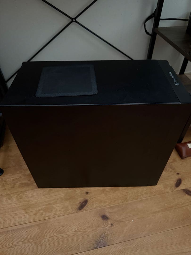 Thermaltake タワー型デスクトップPC ブラック