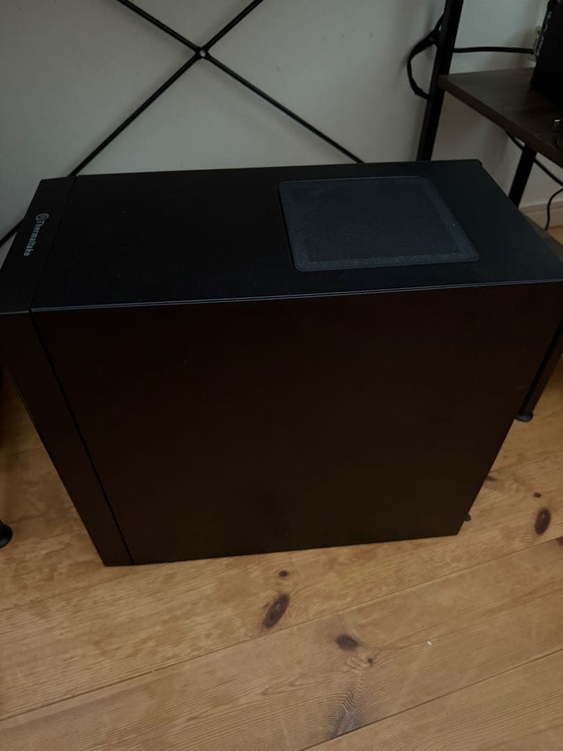 Thermaltake タワー型デスクトップPC ブラック