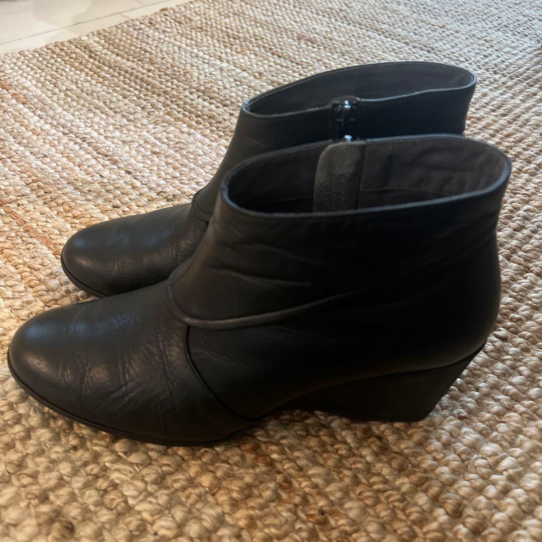 Pedala ぺダラ　レザーブーツ　内側サイドファスナー　24.5㎝　ブラック黒