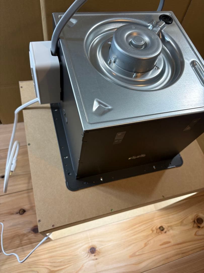 《送料無料・匿名配送》塗装ブース　安心のPanasonicシロッコファン付き