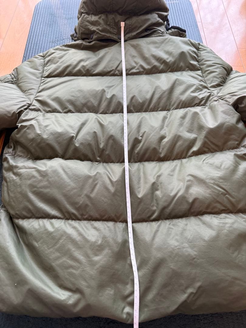 MONCLER オリーブグリーン ダウンジャケット
