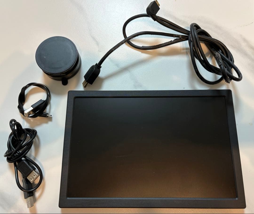 10.1インチ モバイルモニター 中古