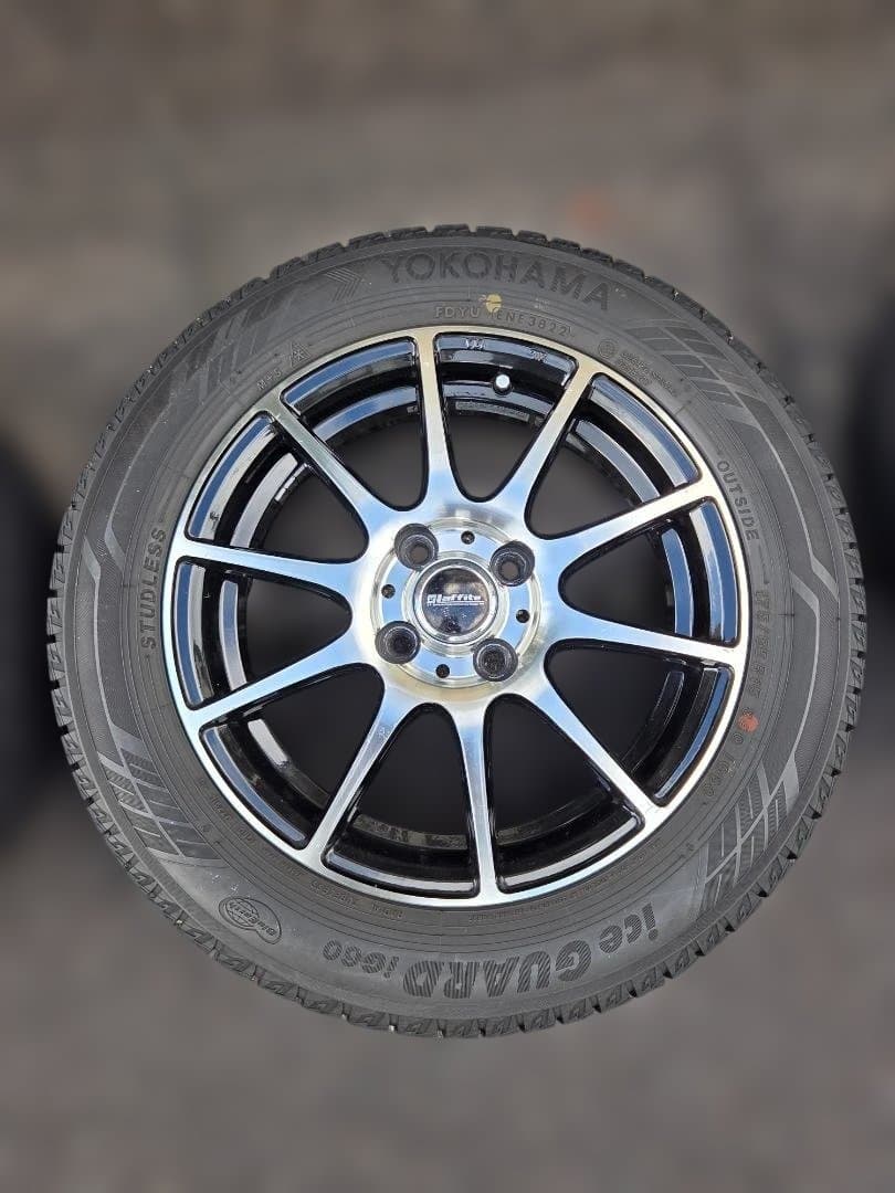 KEI様用 2022年製Yokohama 175/65R15 スタッドレスタイヤ
