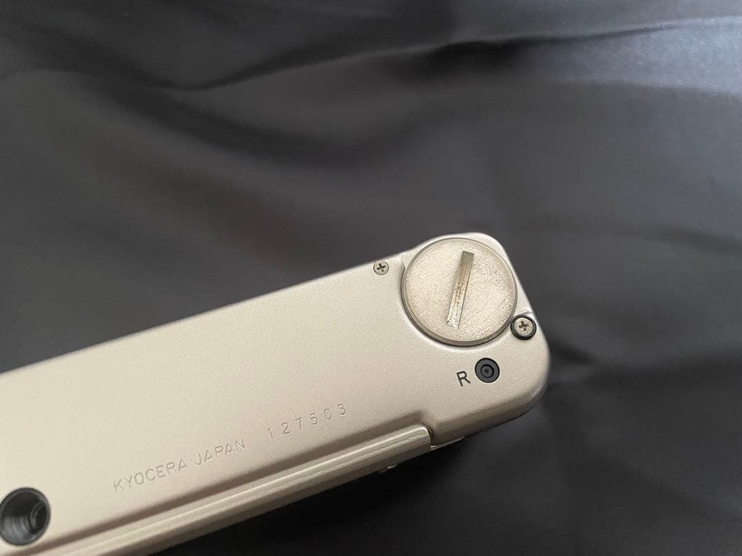 Contax T2 チタンクローム　コンパクトカメラ