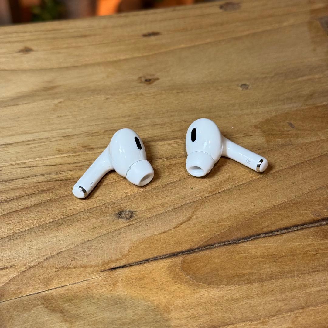 AirPods Pro 2 （USB-C）& 新品イヤーチップセット付き