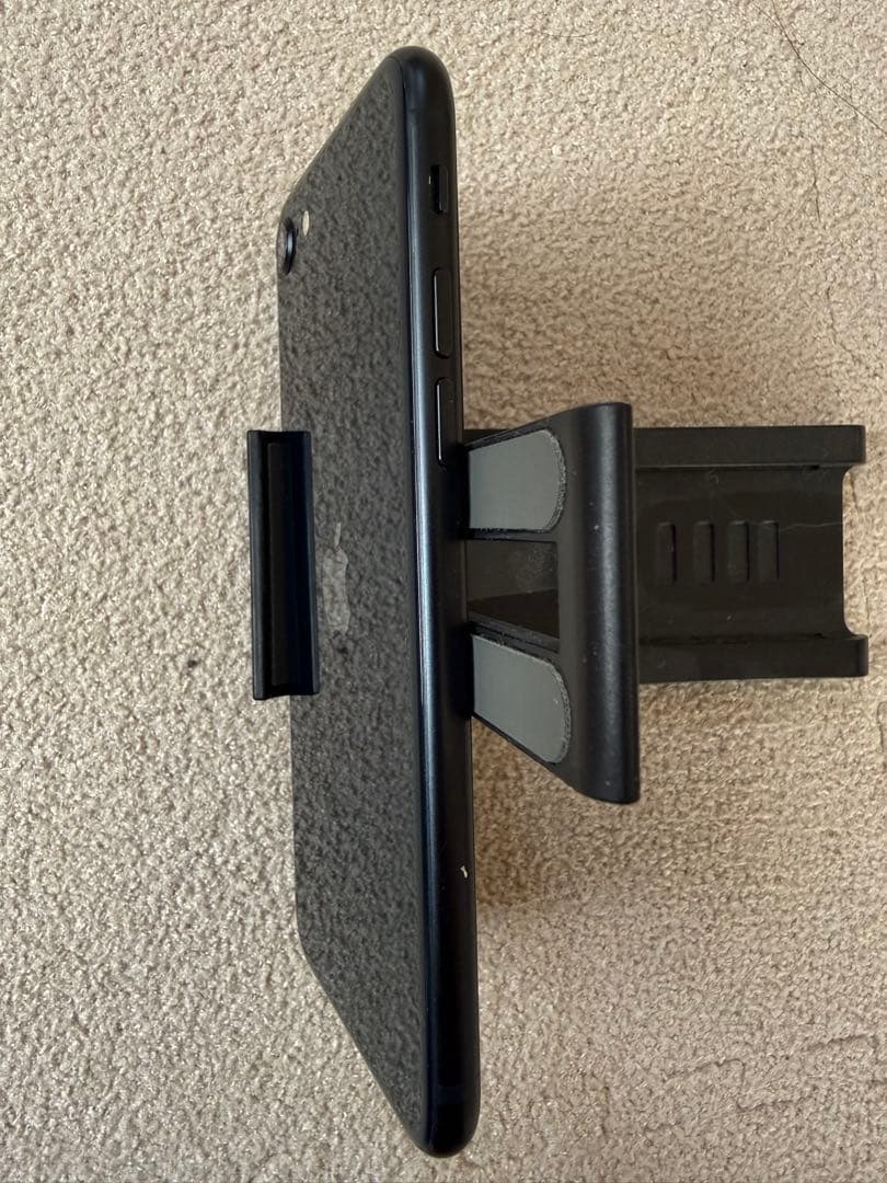 【美品】 iPhone SE (第3世代)ミッドナイト 128GB SIMフリー