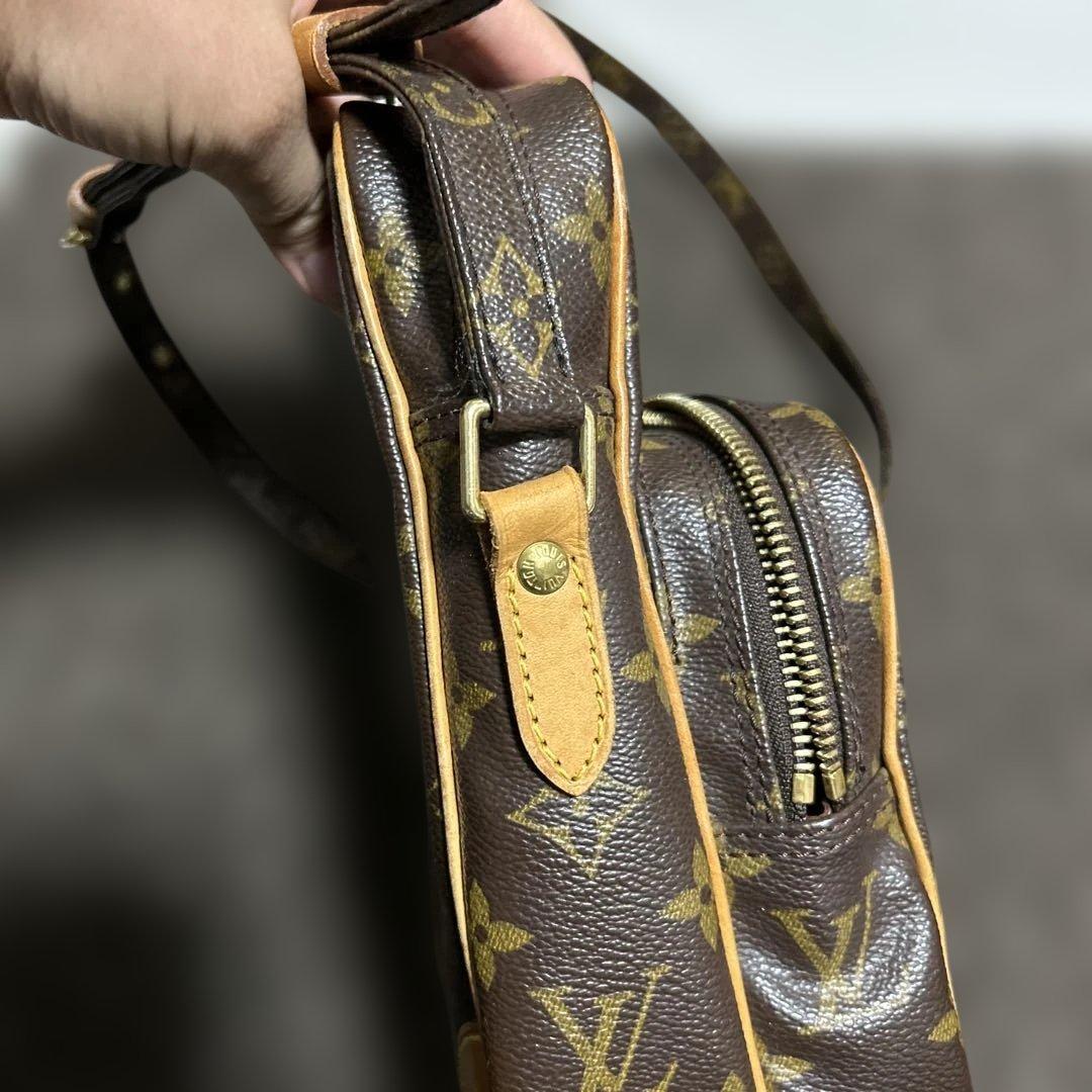 Louis Vuitton モノグラム　アマゾン　ショルダー