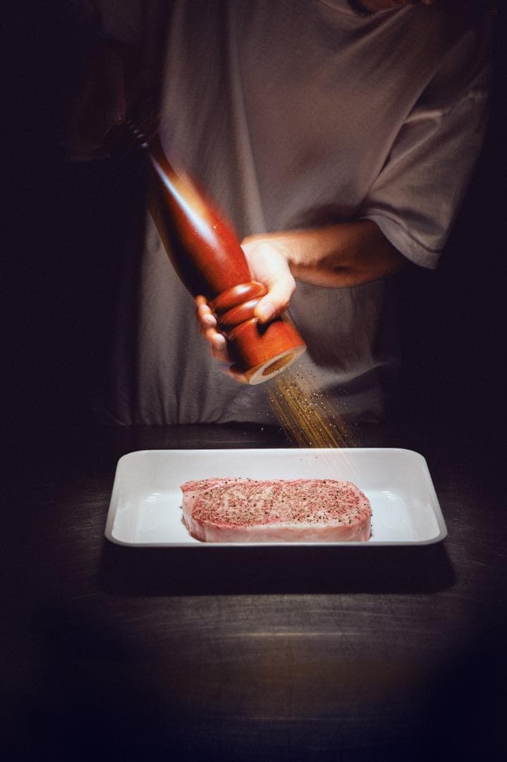 幻のカンポットペッパー！未開封2kg 業務用 完熟赤胡椒 GI認証