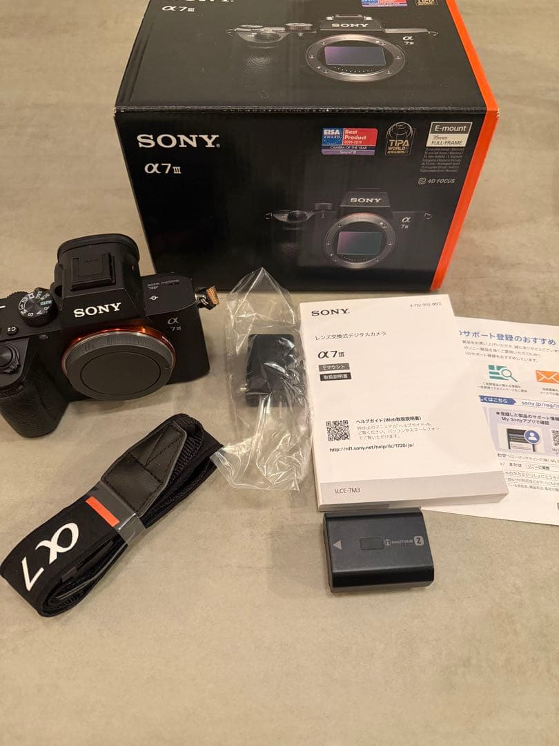 SONY α7iii ミラーレス一眼カメラ 本体