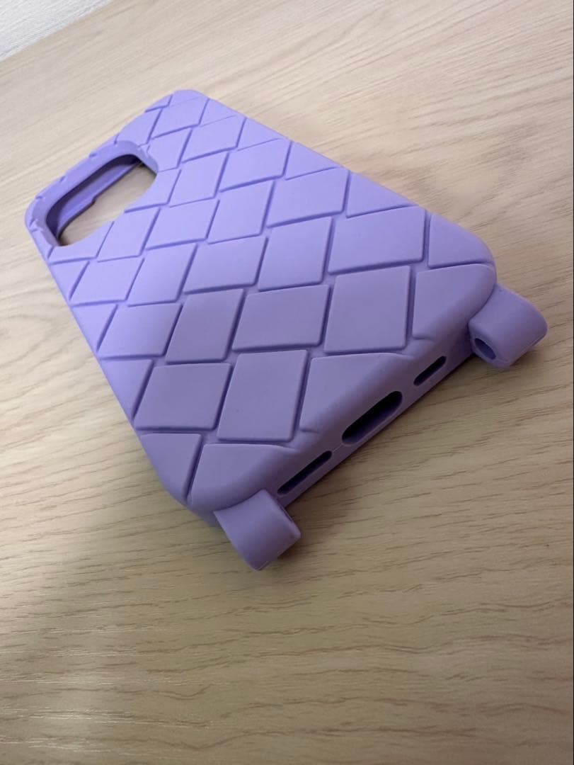 値下げしました！BOTTEGA VENETA ラベンダー iPhoneケース