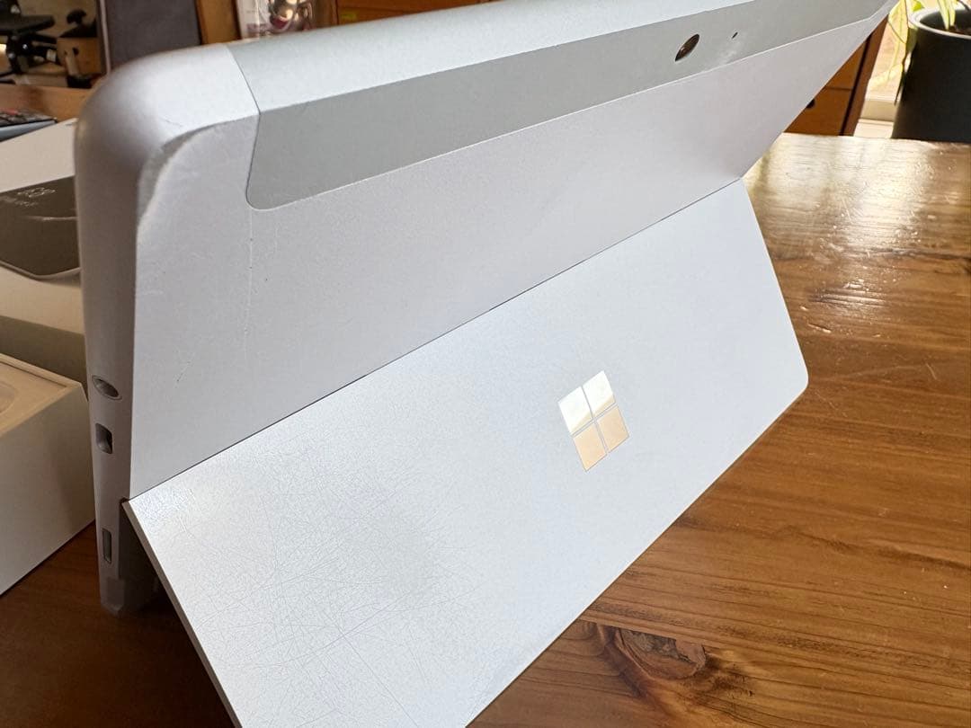 Surface Go 初代 8GB/128GB LTE 美品