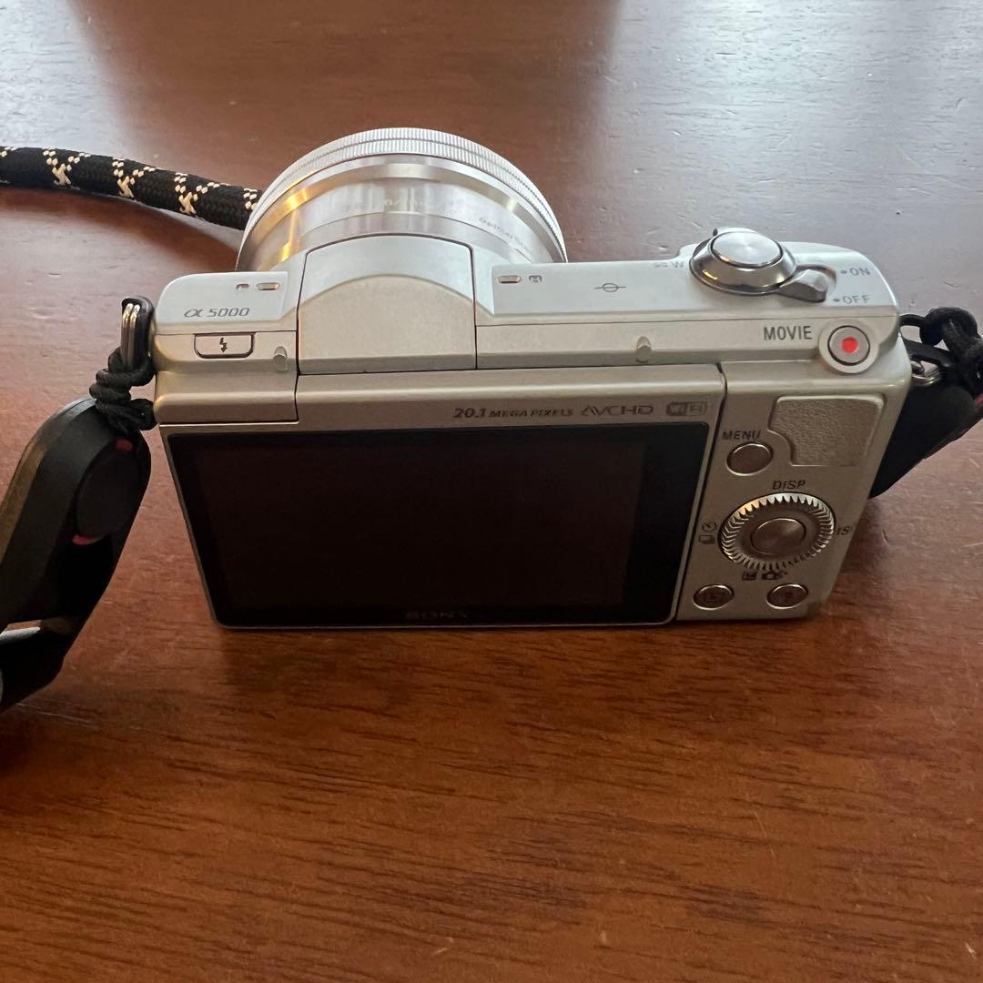 SONY｜ ソニー α5000 ダブルズームキット 一眼レフカメラ オマケ付き