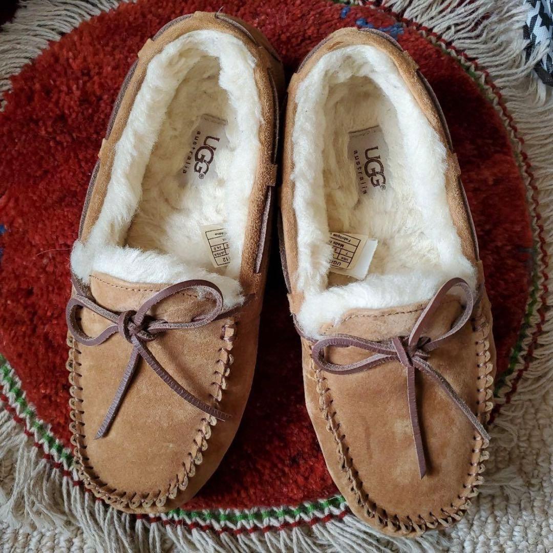 【値下げ】UGG モカシン　ムートン