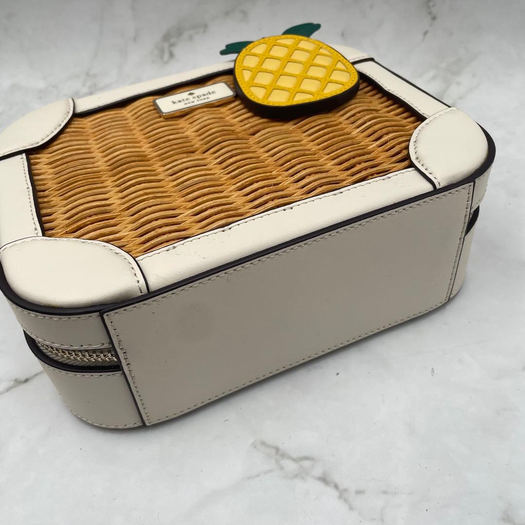 【新品同様】　ケイトスペード かごバッグ 2WAY ショルダーバッグ パイン