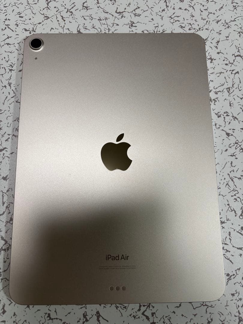 iPad Air 第5世代 Wi-Fi 64GB スターライト 中古
