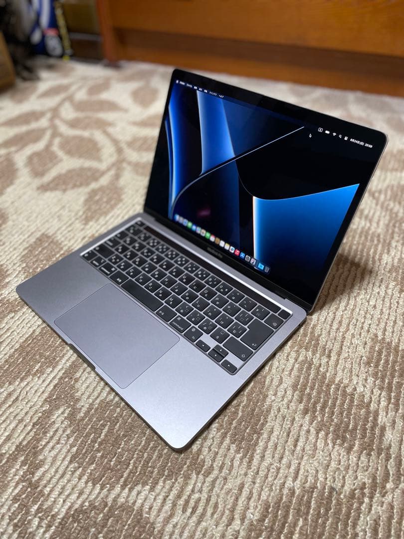 MacBook Pro 13インチ M1 16gb, SSD 2TB 美品。