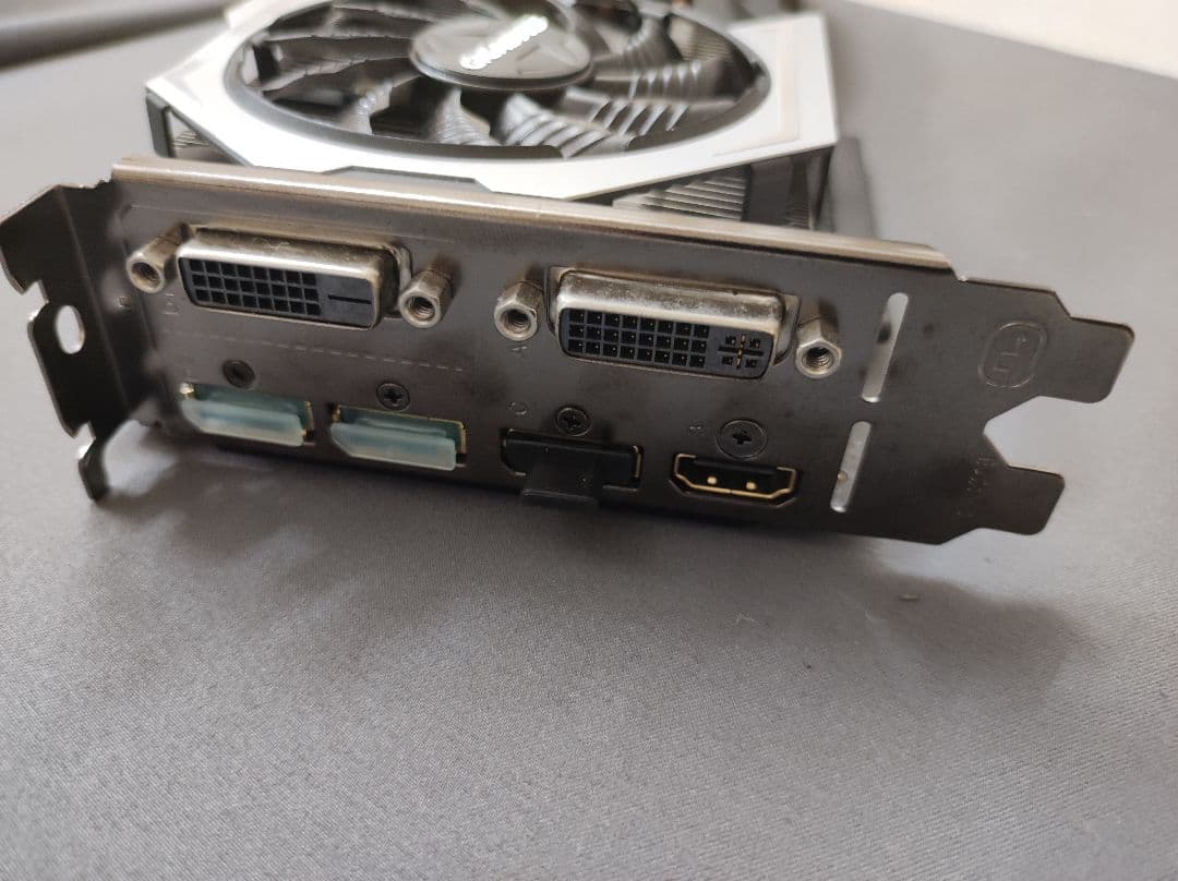 Geforce GTX980Ti搭載GV-N98TG1 GAMING-6GD