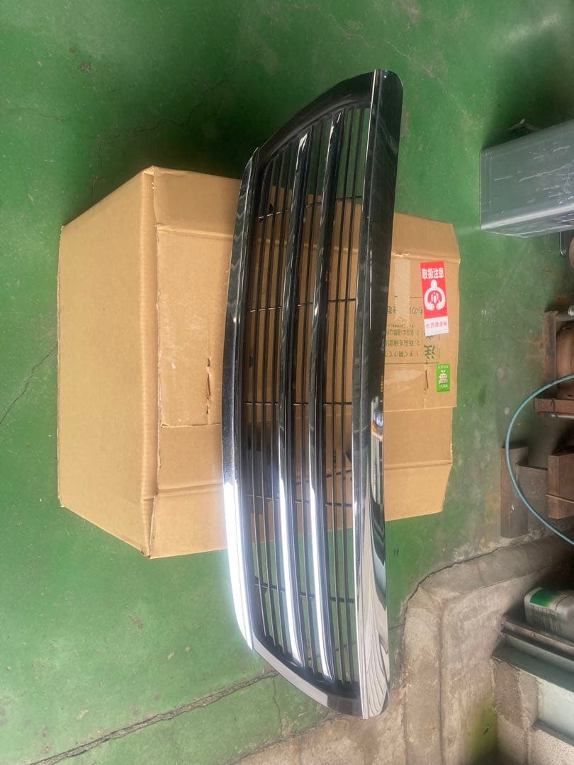 クラウン フロントグリル TRD