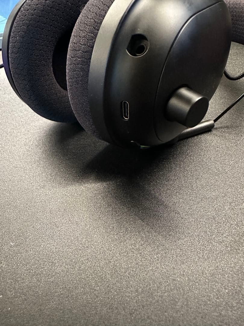 Razer blackshark v2 pro 中古