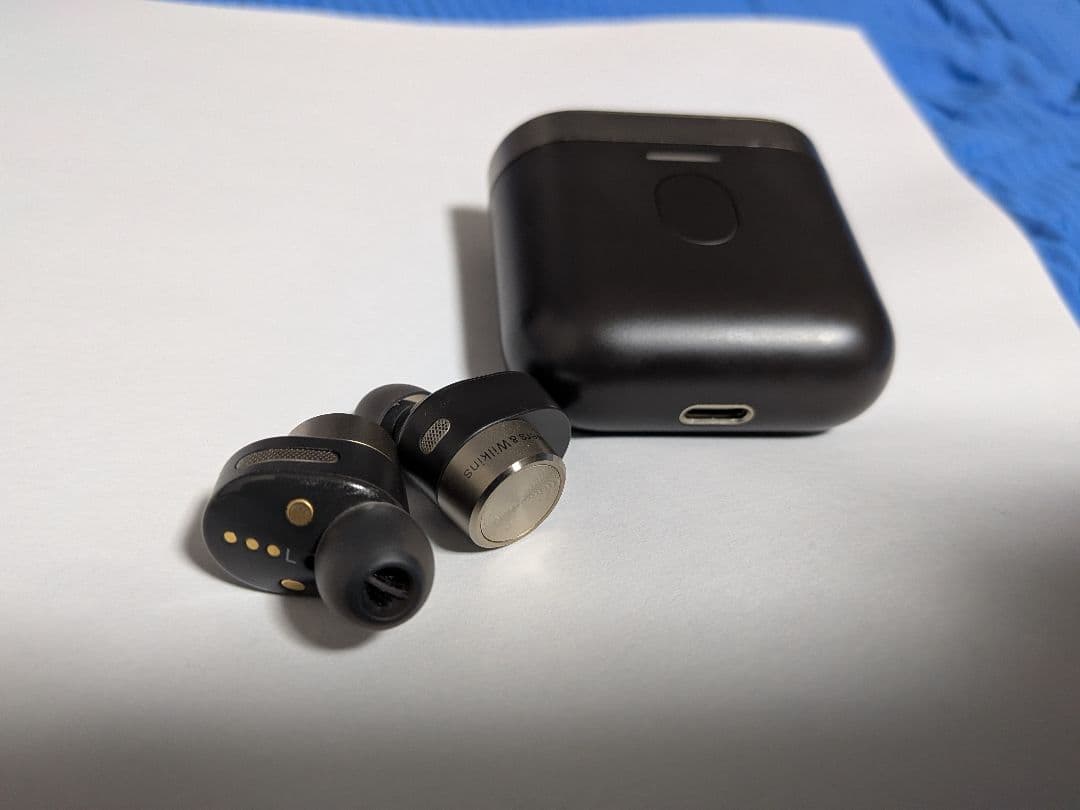 Bowers & Wilkins PI7(初代S1) ワイヤレスイヤホン