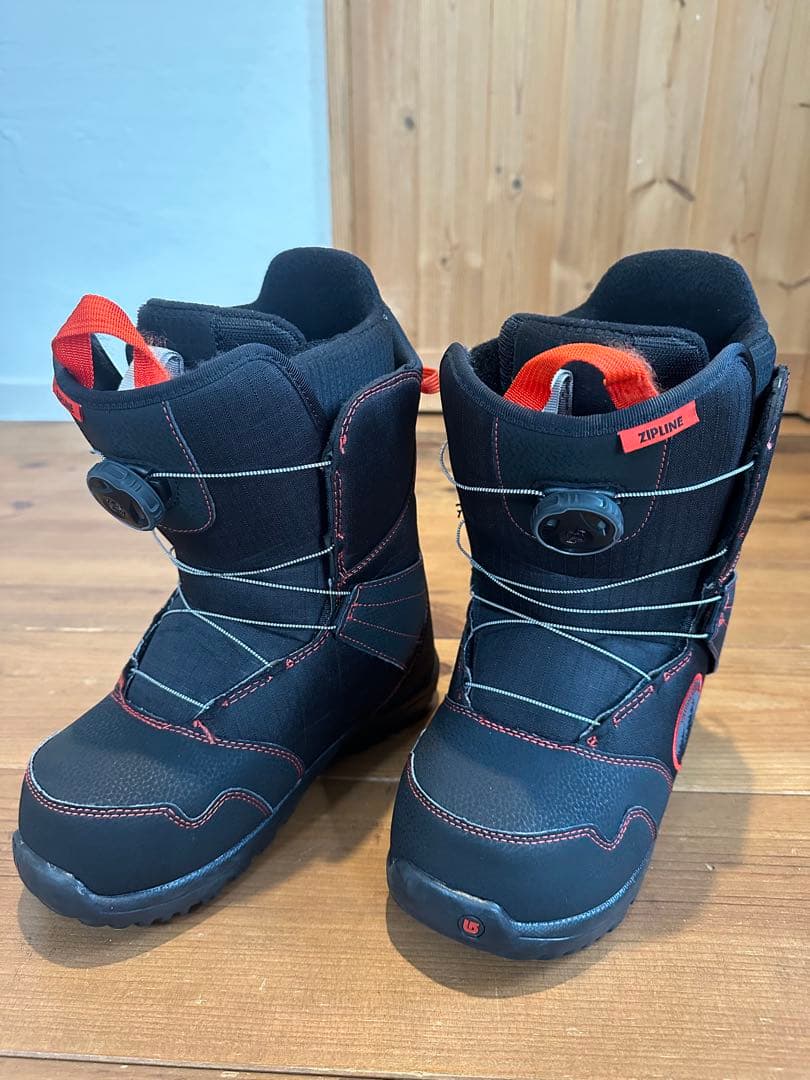 スノーボードブーツ ボアシステム搭載