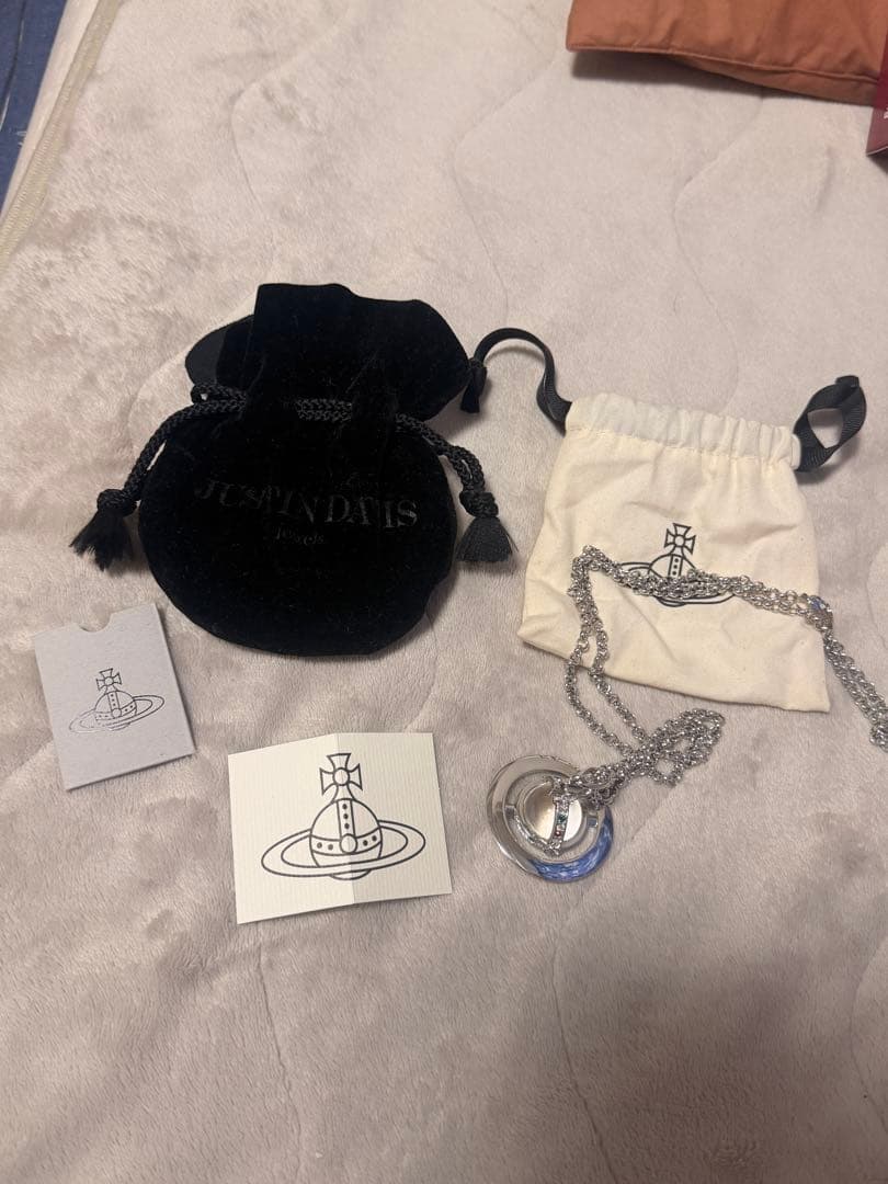 大*福様 正規品/Viviennewestwoodスモールオーブネックレスシルバ