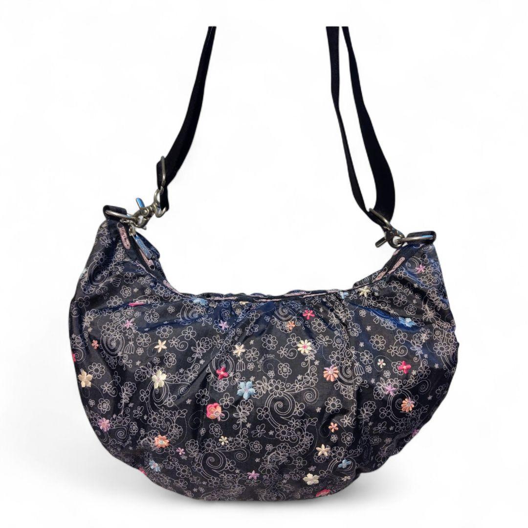 ハワイ限定 LeSportsac レスポートサック ルプティブーケ　三日月バッグ