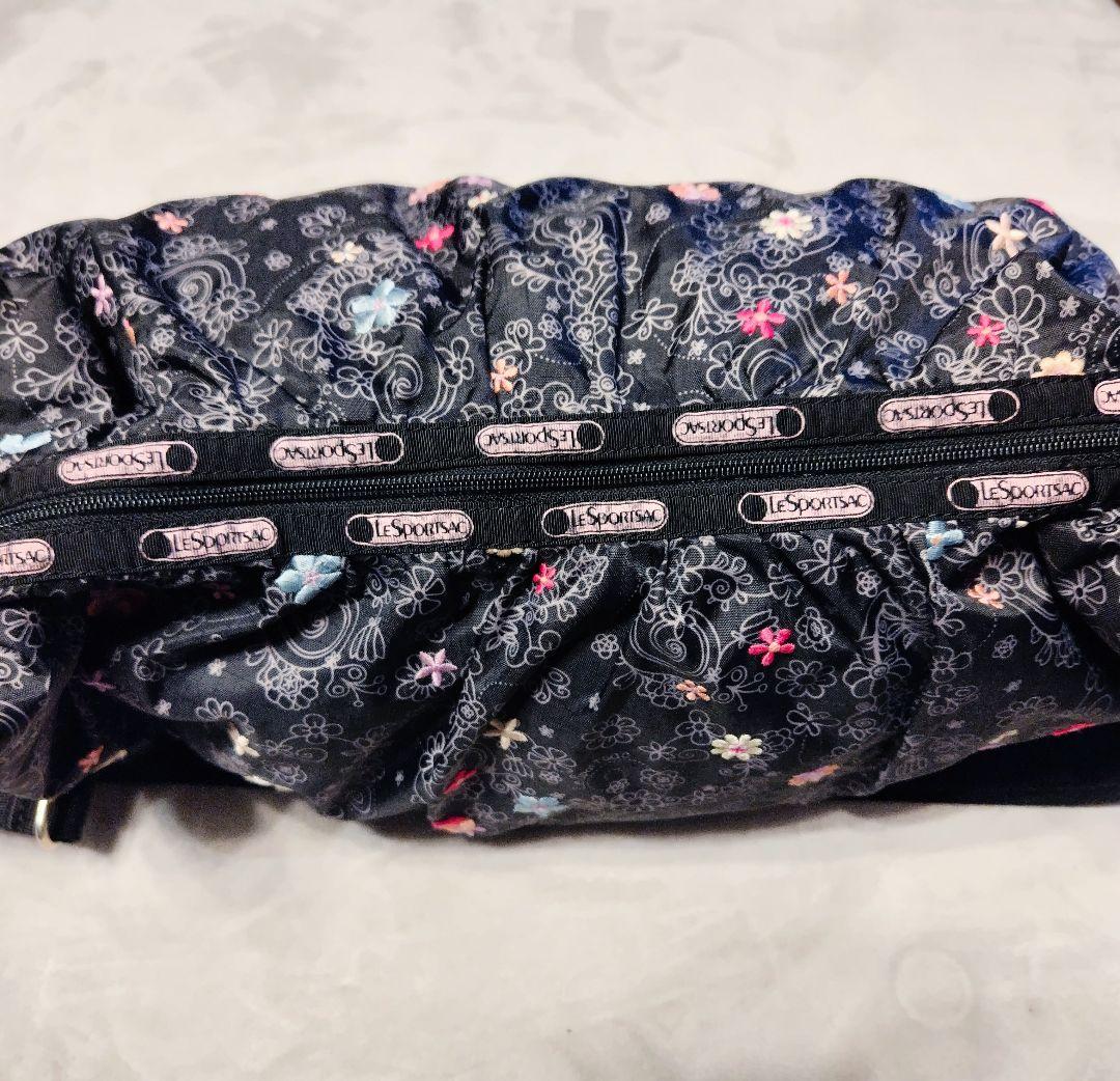 ハワイ限定 LeSportsac レスポートサック ルプティブーケ　三日月バッグ