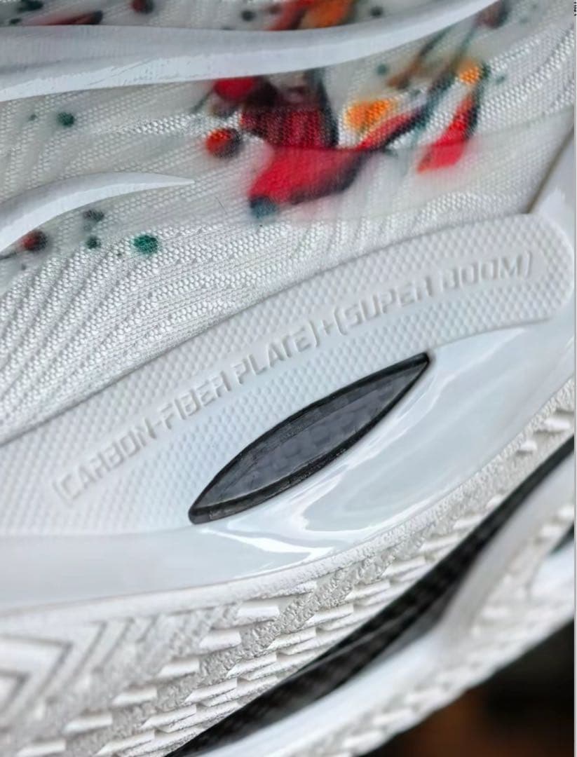 Lining Wade 808 5 ultra v2はなび