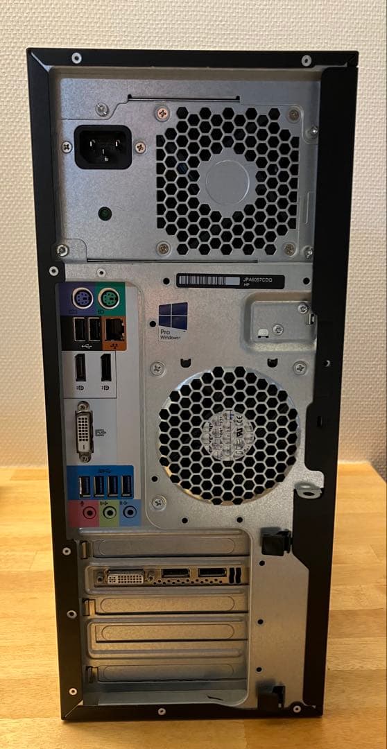 HP Z240 ワークステーション