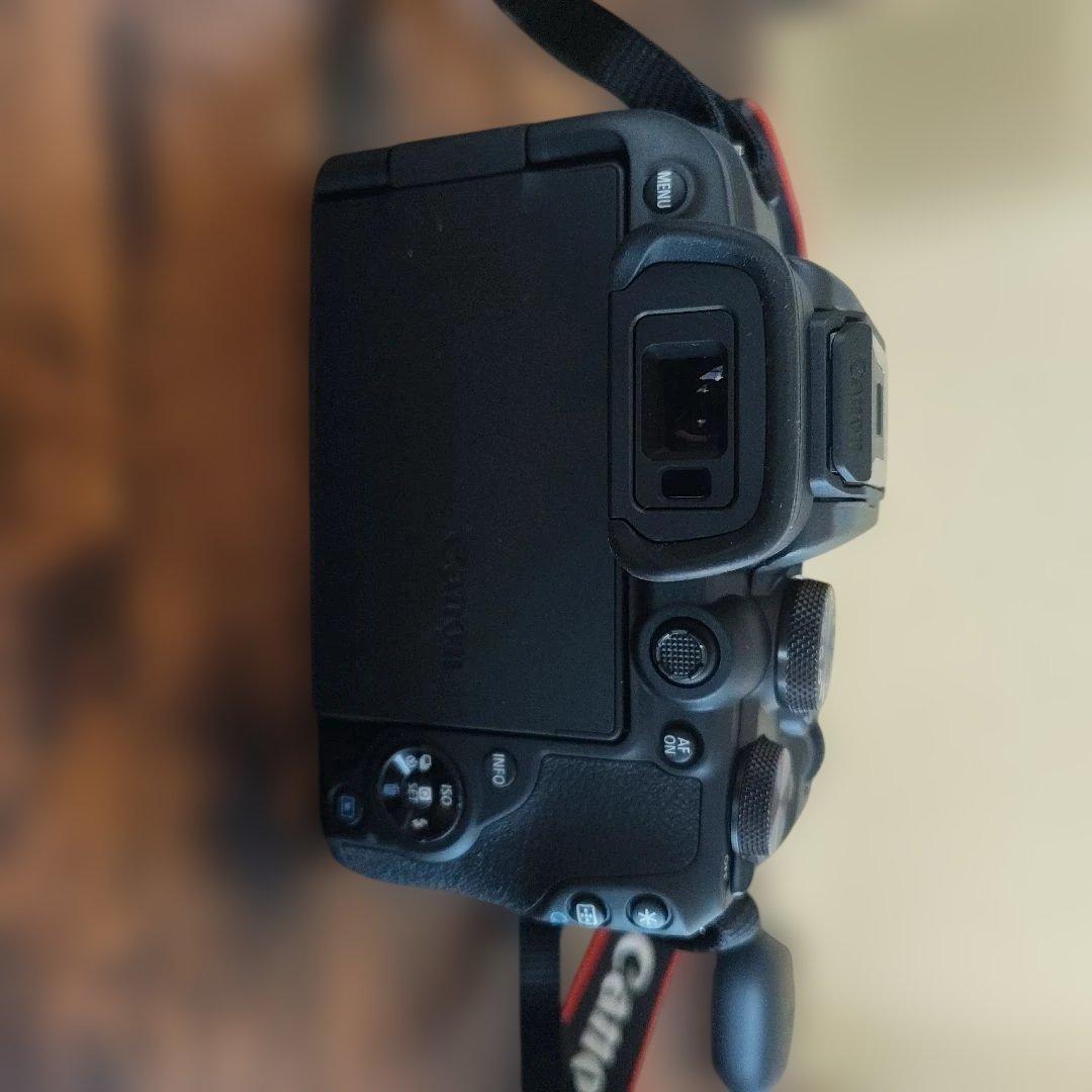 Canon　EOS R10 レンズキット