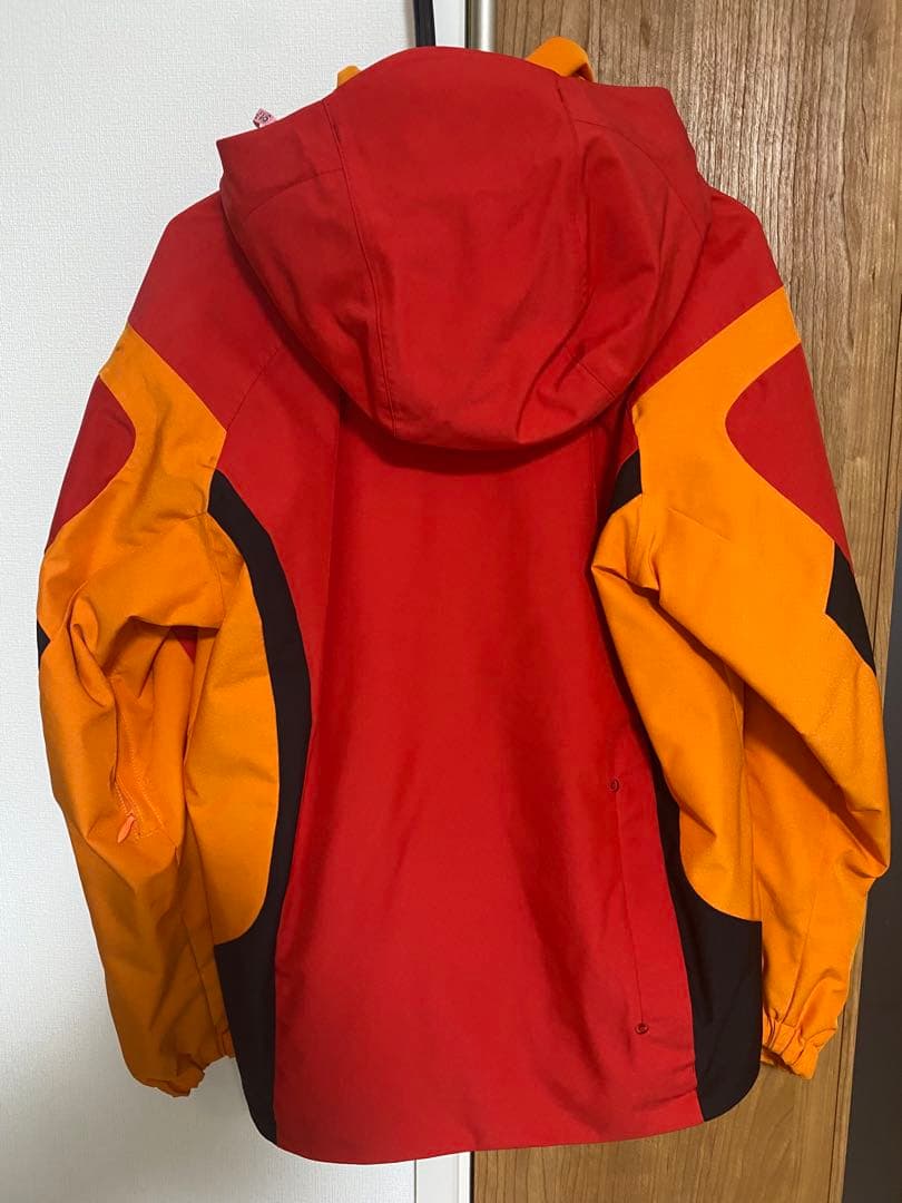Nordica チームスキーウェア （デサントSサイズ赤/オレンジ/黒）