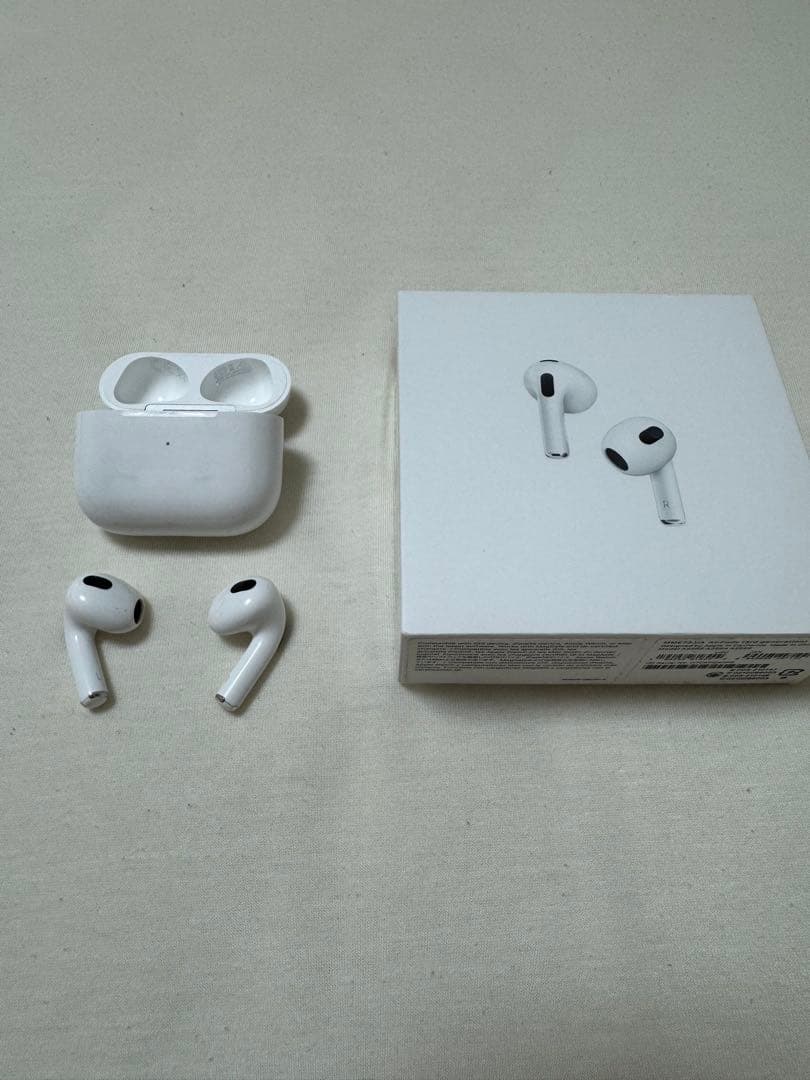 Apple AirPods 第3世代　本体＋充電ケース付き(動作確認済み)