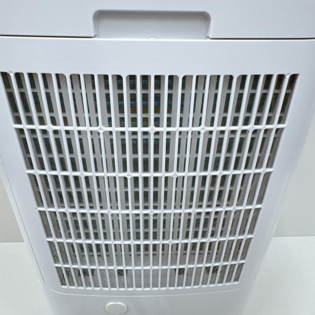 【美品】SHARP CV-P180W プラズマクラスター衣類乾燥除湿機　23年製