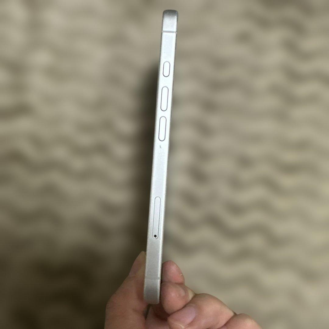 iPhone16 128GB SIMフリー ホワイト 香港版