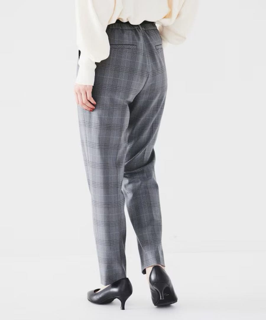 新品【アンタイトル】裏起毛　テーパードパンツ　グレー　チェック　ゴム