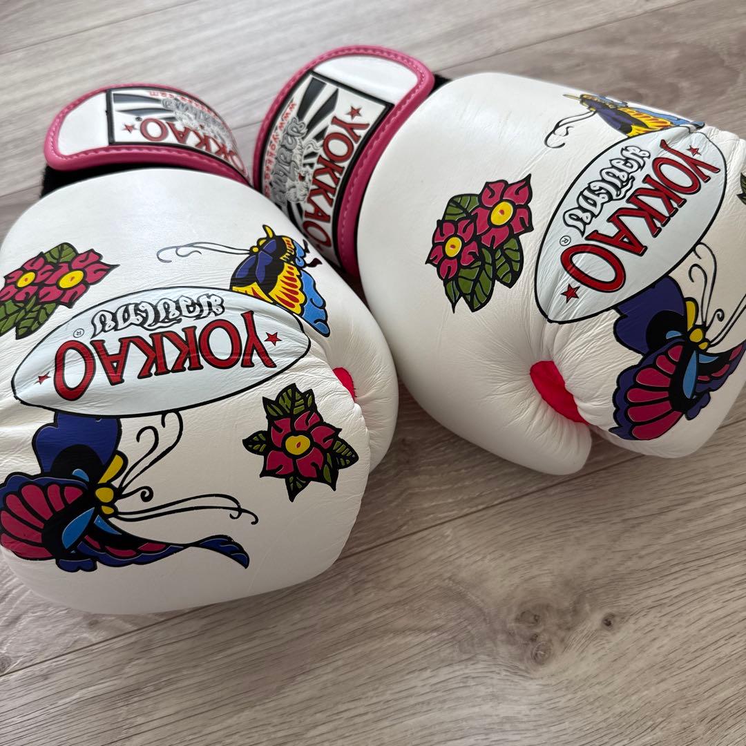 希少！レア！YOKKAO ボクシンググローブ 10oz ホワイト/ピンク