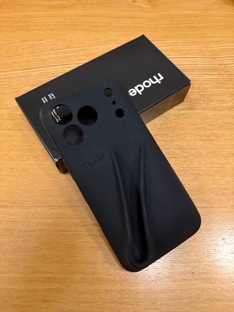 rhode iPhone17proケース ブラック