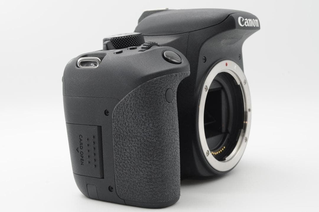 ★ほぼ新品★新春初売りSALE★ Canon EOS Kiss x9i ダブル