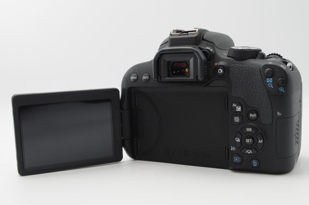 ★ほぼ新品★新春初売りSALE★ Canon EOS Kiss x9i ダブル