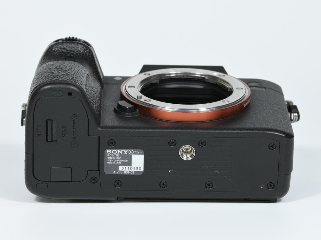 【美品】 SONY α7 III ILCE-7M3 ボディ《SC数4601》