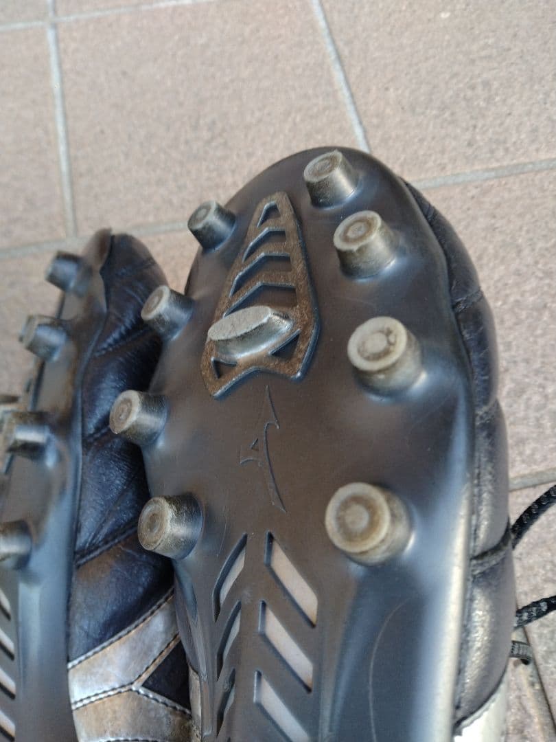 ミズノ モレリア DNA サッカースパイク26.5センチ