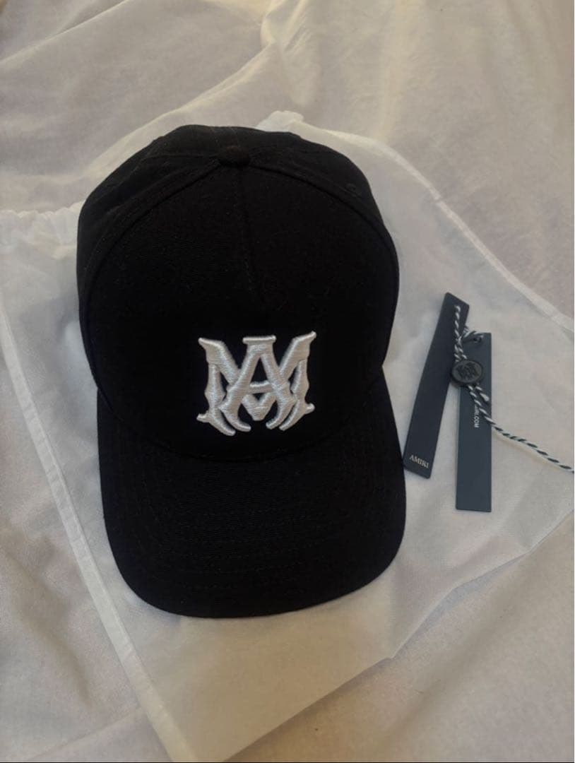 AMIRI ロゴキャップ