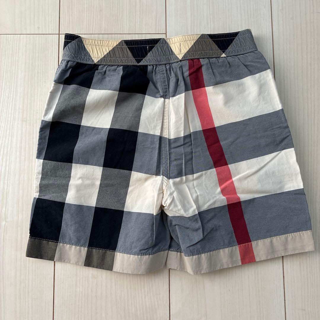 ご先約者様　バーバリー　Tシャツ　スウェットパンツ　ショートパンツ　水着　6Y