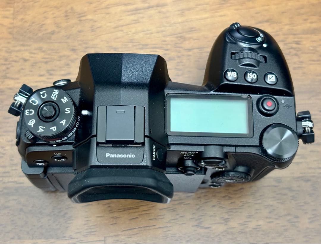 パナソニックLUMIX G9pro＋純正バッテリーグリップ純正バッテリー３個