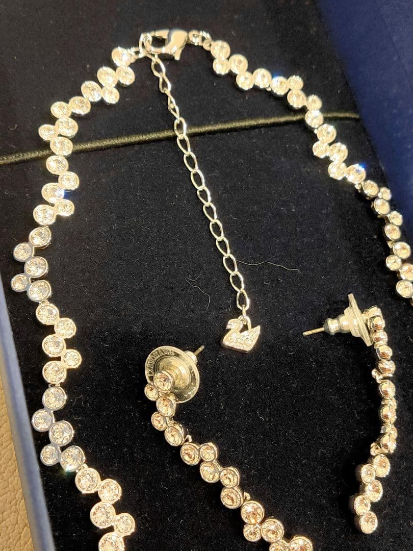 極美品　スワロフスキー Fidelity ネックレス ピアスセット　シルバー