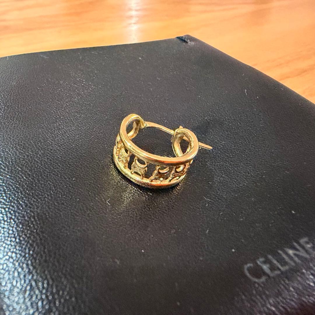 CELINE トリオンフ マルチフープピアス