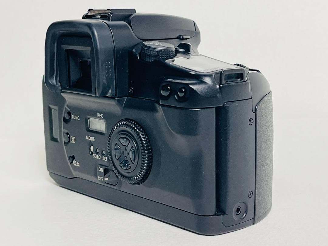 【完動品！】キヤノン EOS７ フイルム 一眼レフカメラ 2000年10月発売！